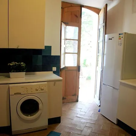 Villa Traditional Four Bedroom Farmhouse Style House With Private Pool Bbq And Wifi In *