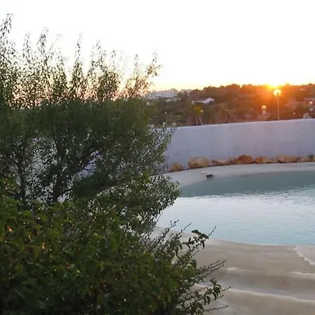 Traditional Four Bedroom Farmhouse Style House With Private Pool Bbq And Wifi In Villa *
