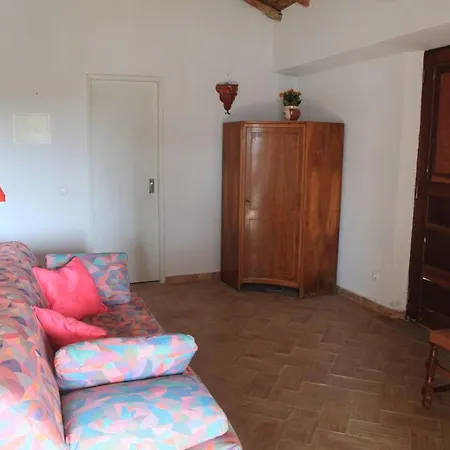 Traditional Four Bedroom Farmhouse Style House With Private Pool Bbq And Wifi In Villa Estômbar