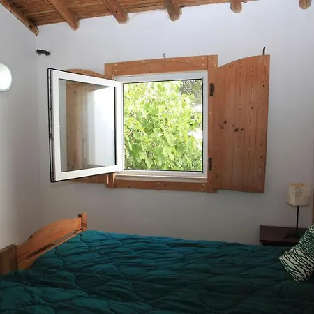 Villa Traditional Four Bedroom Farmhouse Style House With Private Pool Bbq And Wifi In *