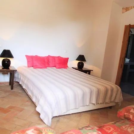 Traditional Four Bedroom Farmhouse Style House With Private Pool Bbq And Wifi In *